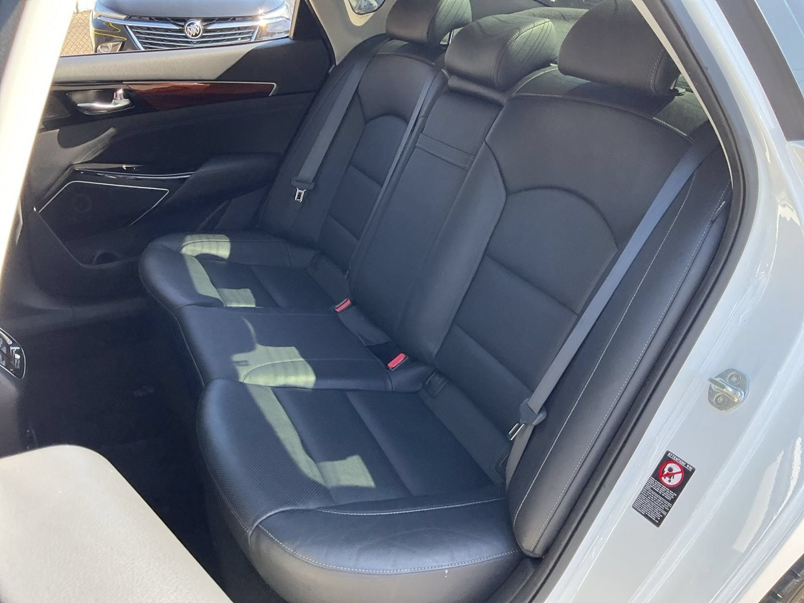 Used 2019 Kia Cadenza Premium FWD image 19