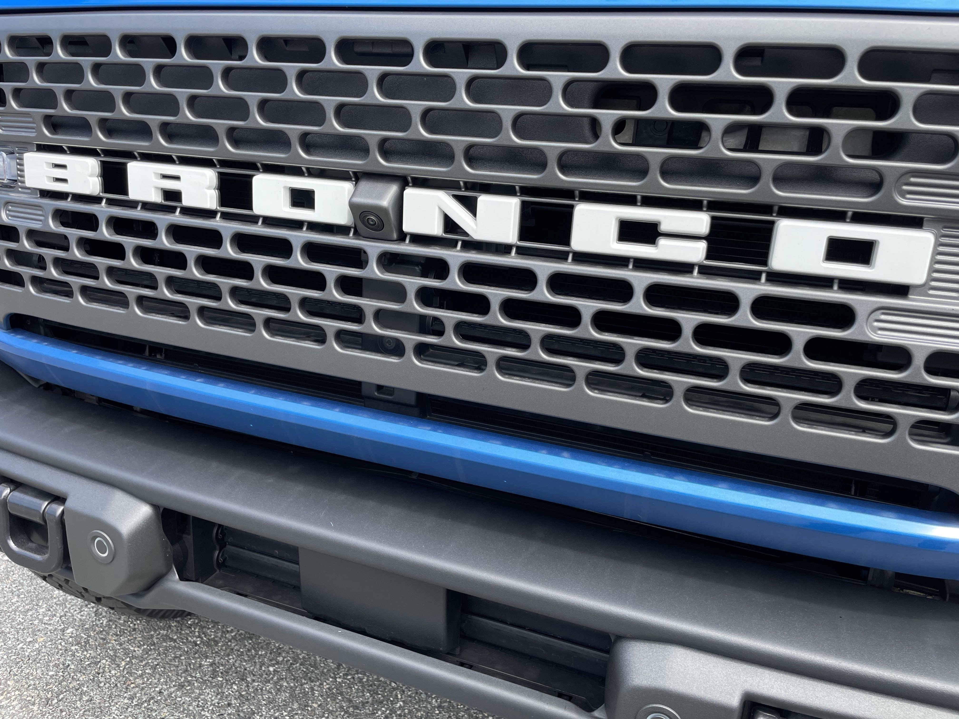 Used 2025 Ford Bronco Badlands image 32