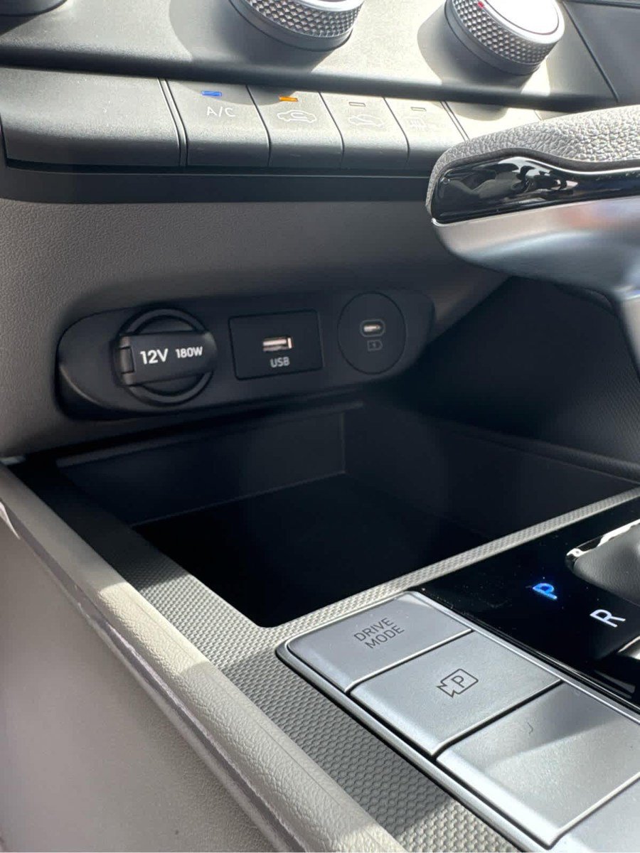 New 2026 Hyundai Elantra SE FWD image 30