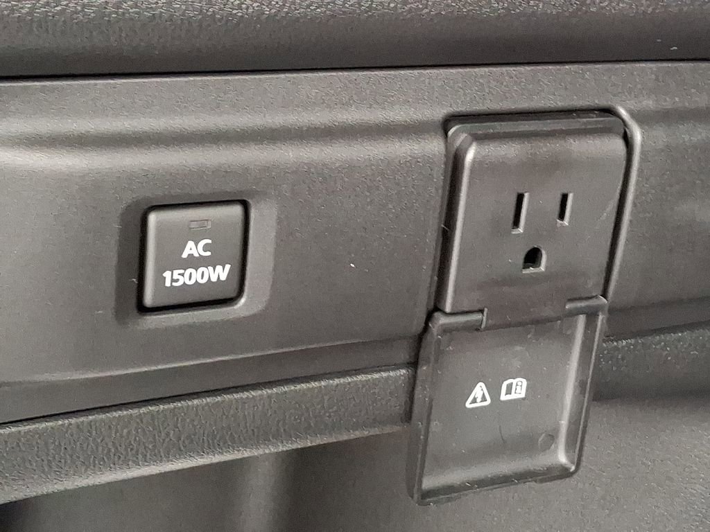 Used 2024 MAZDA CX-90 Plug-In Hybrid w/ Premium Pkg image 31