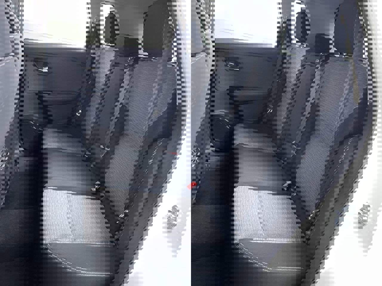 Used 2022 Nissan Rogue SV image 20