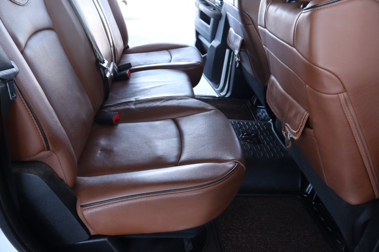 Used 2016 RAM 2500 Longhorn w/ Snow Chief Group image 38