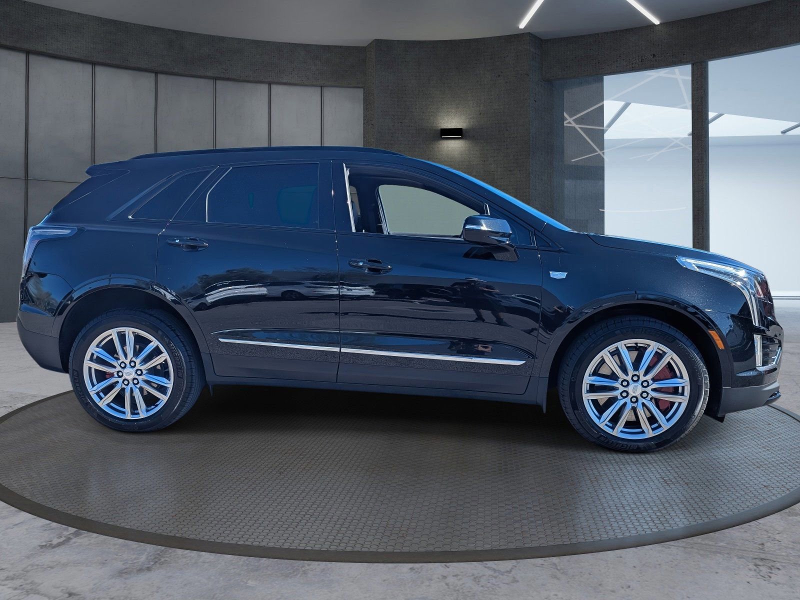 Used 2024 Cadillac XT5 Sportv image 7