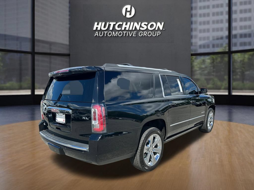 Used 2017 GMC Yukon XL Denali w/ Open Road Package AWD/4WD image 7
