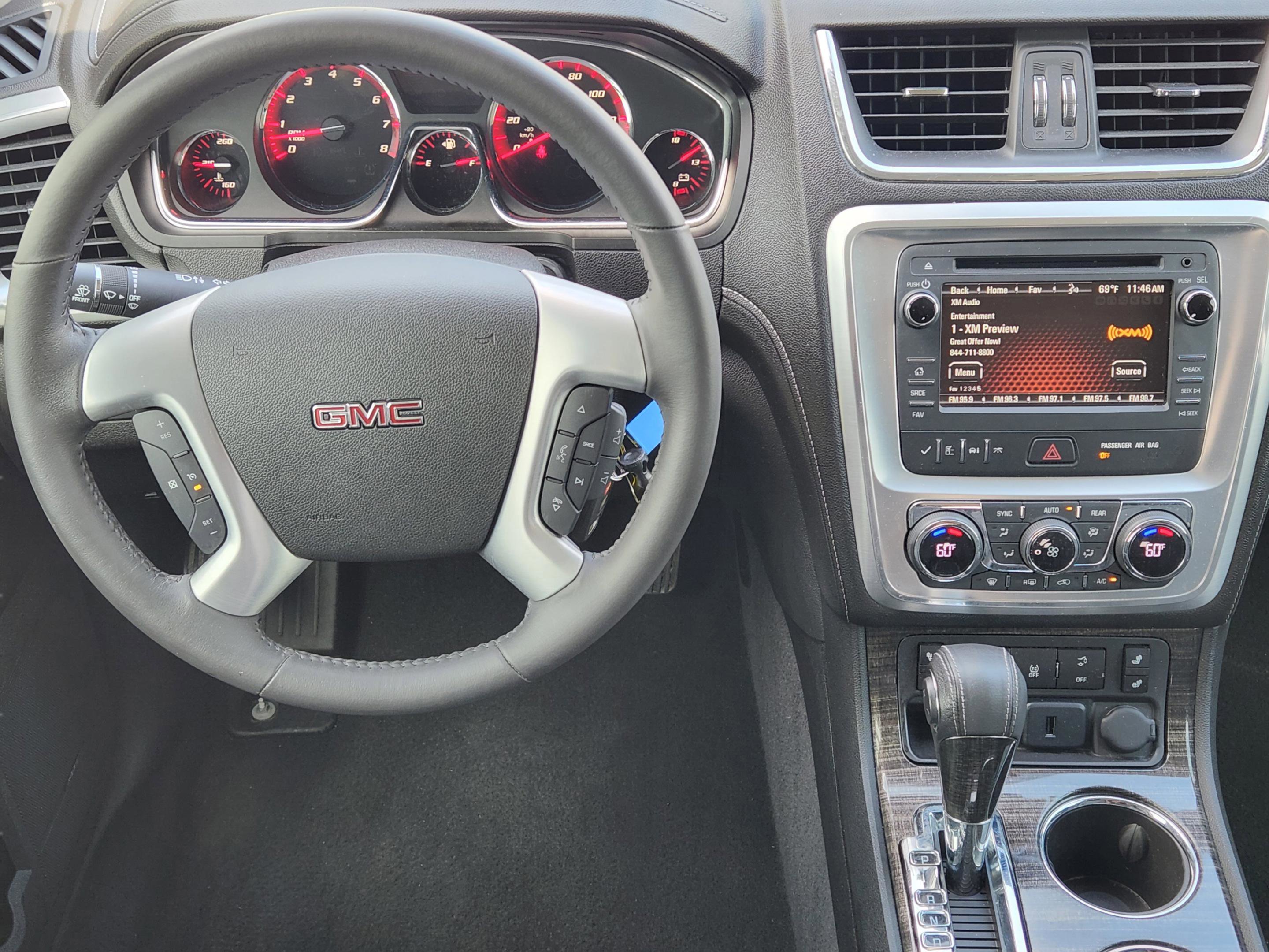 Used 2015 GMC Acadia SLT image 22