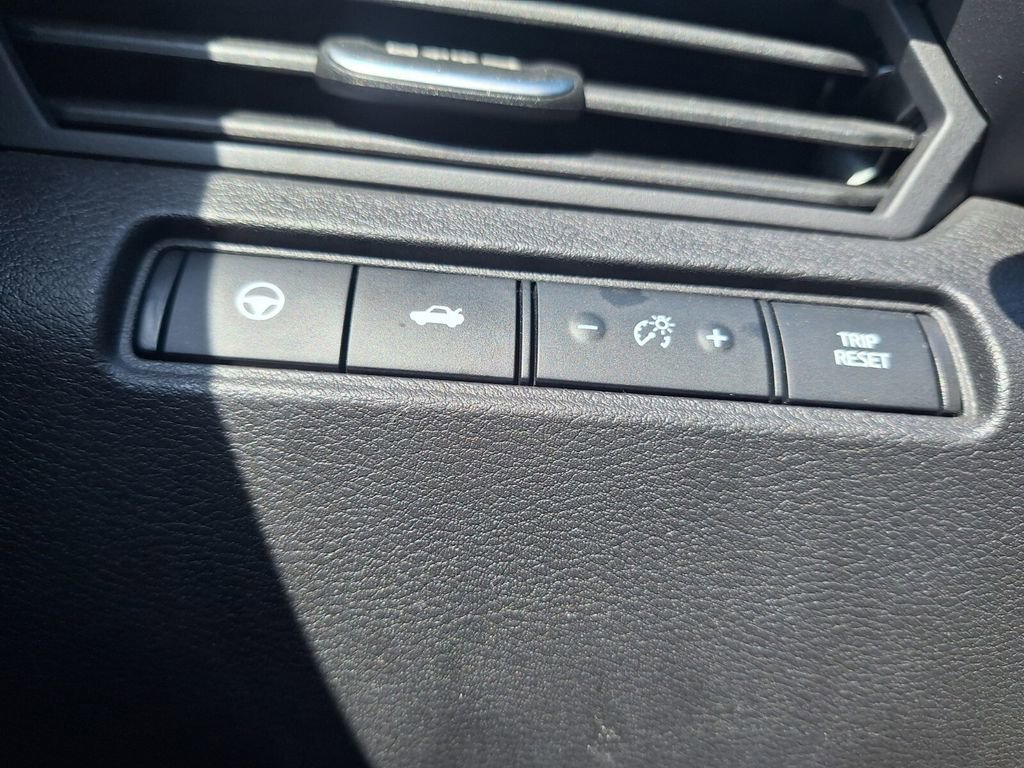 Certified 2025 Nissan Altima 2.5 SL image 12