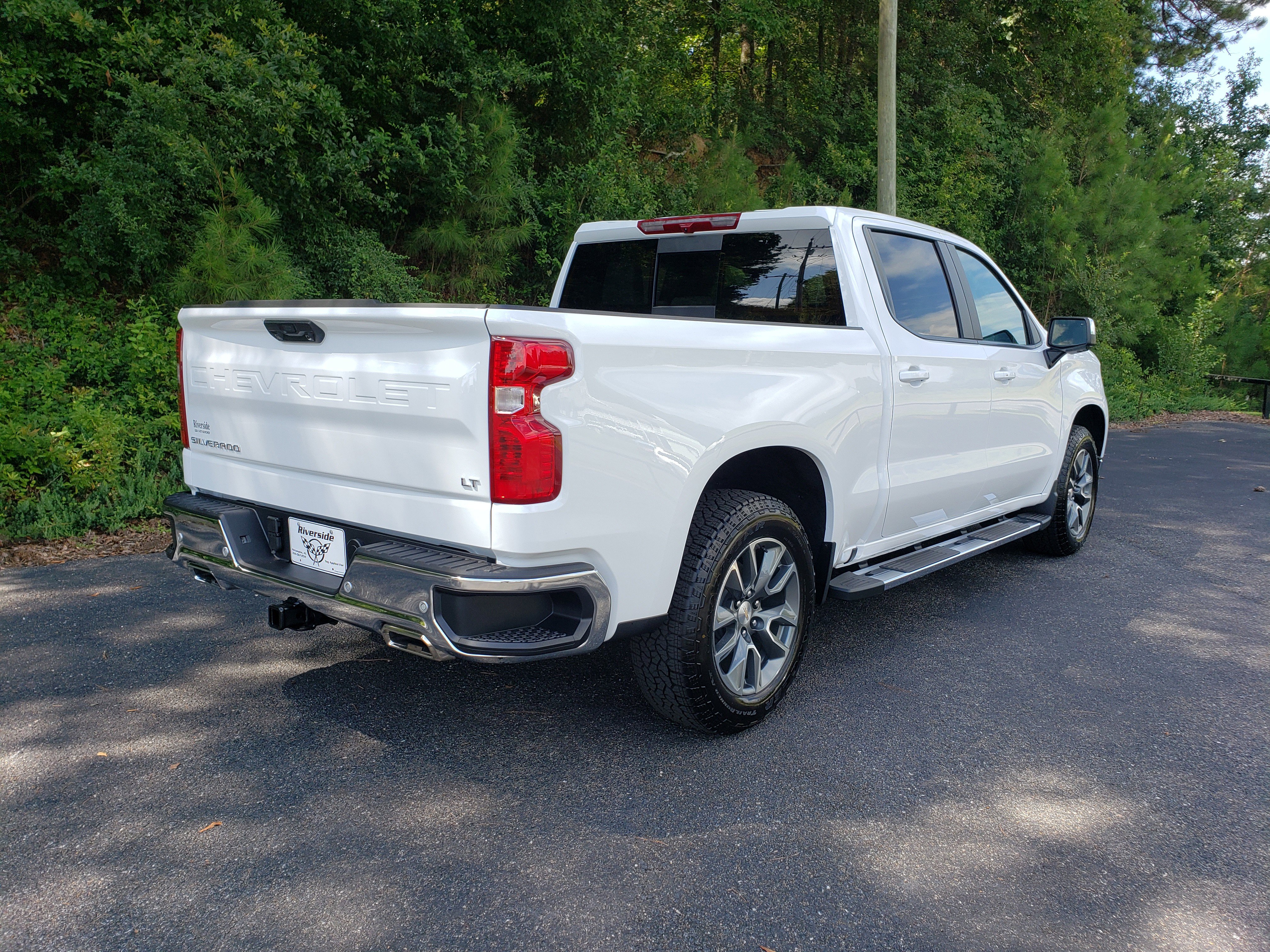 New 2025 Chevrolet Silverado 1500 LT image 3