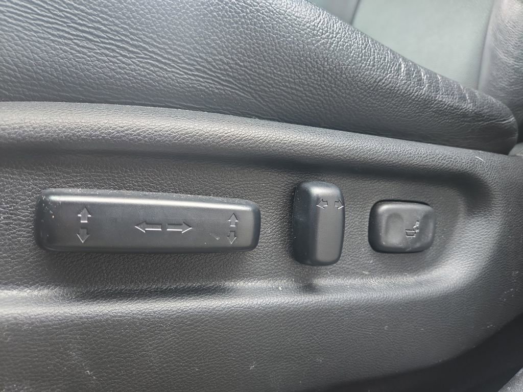 Used 2021 Honda Pilot Touring image 15