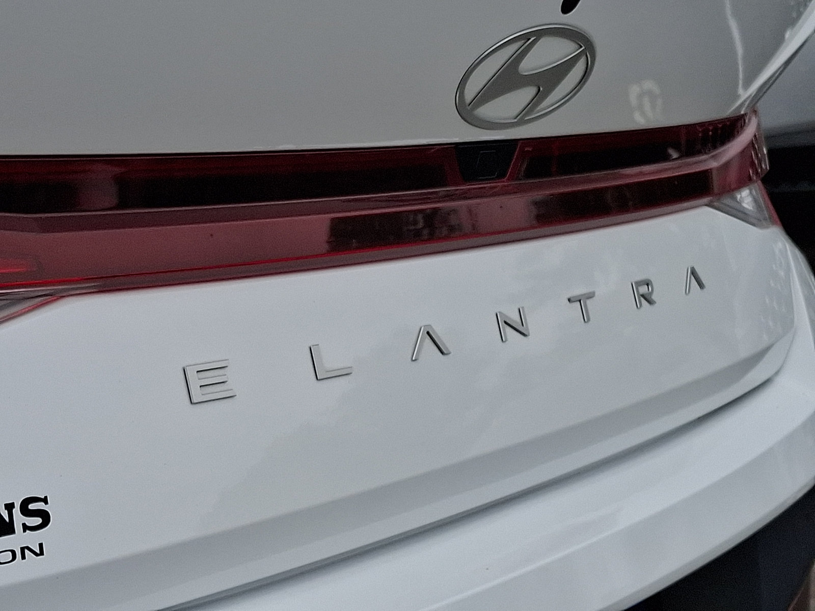 Certified 2024 Hyundai Elantra SEL FWD image 29