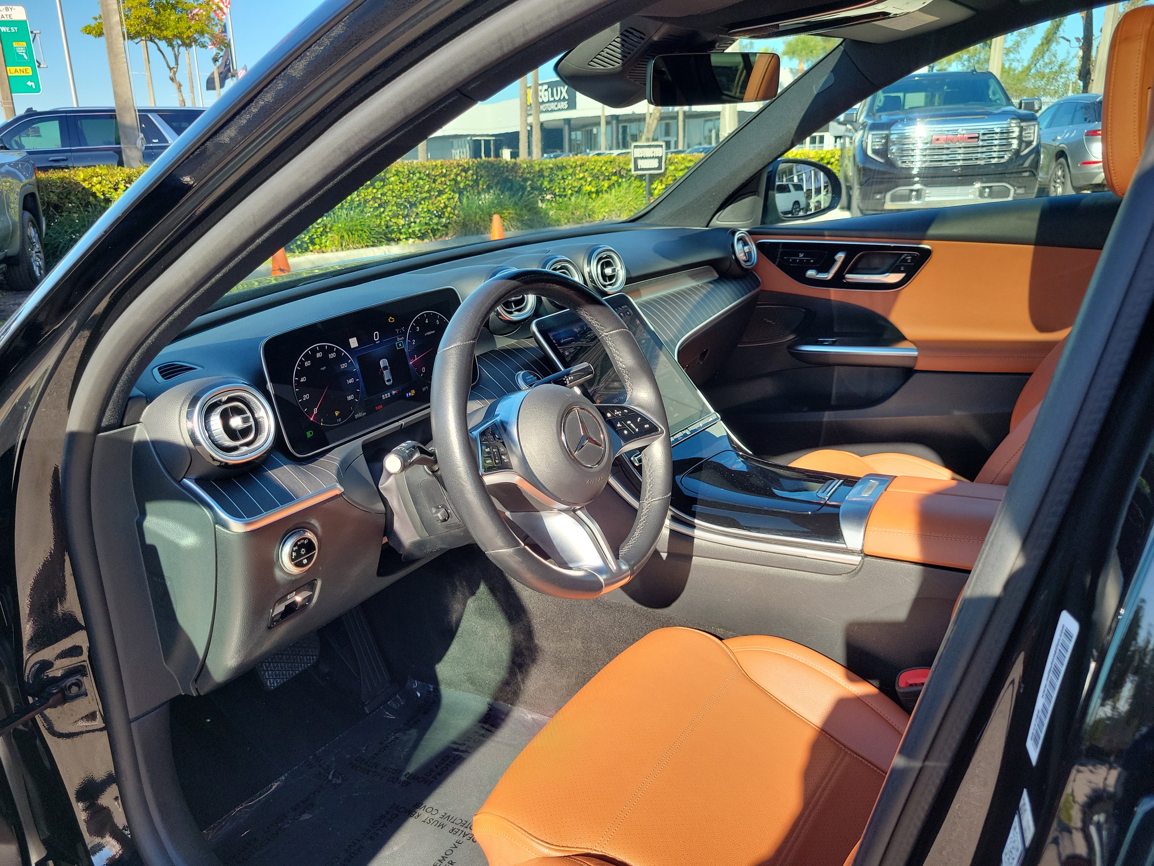 Used 2023 Mercedes-Benz C 300 Sedan image 9