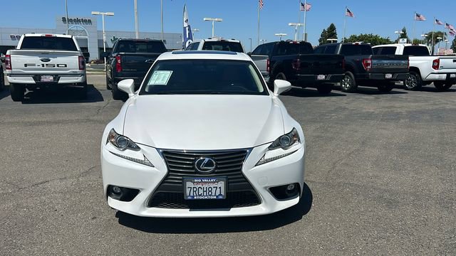 Used 2016 Lexus IS 200t RWD image 9