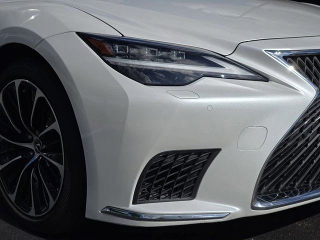 Certified 2022 Lexus LS 500 w/ Luxury Package RWD image 9