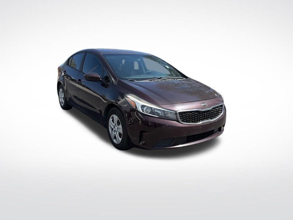 Used 2017 Kia Forte LX w/ LX Popular Package image 2
