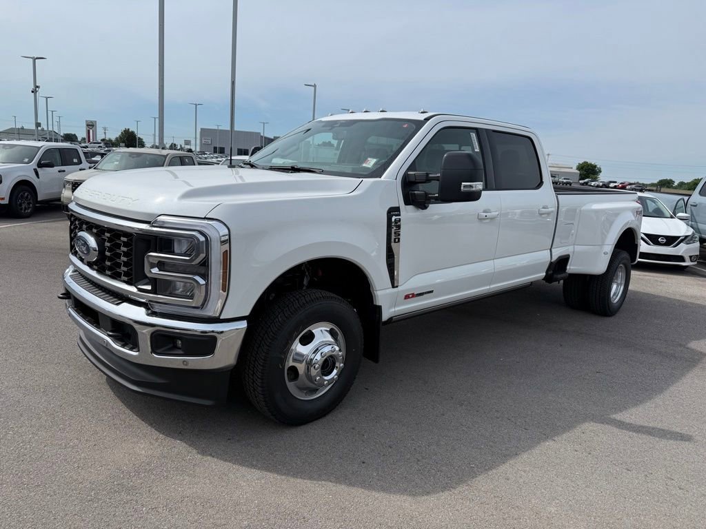 New 2026 Ford F350 4x4 Crew Cab DRW Super Duty image 42