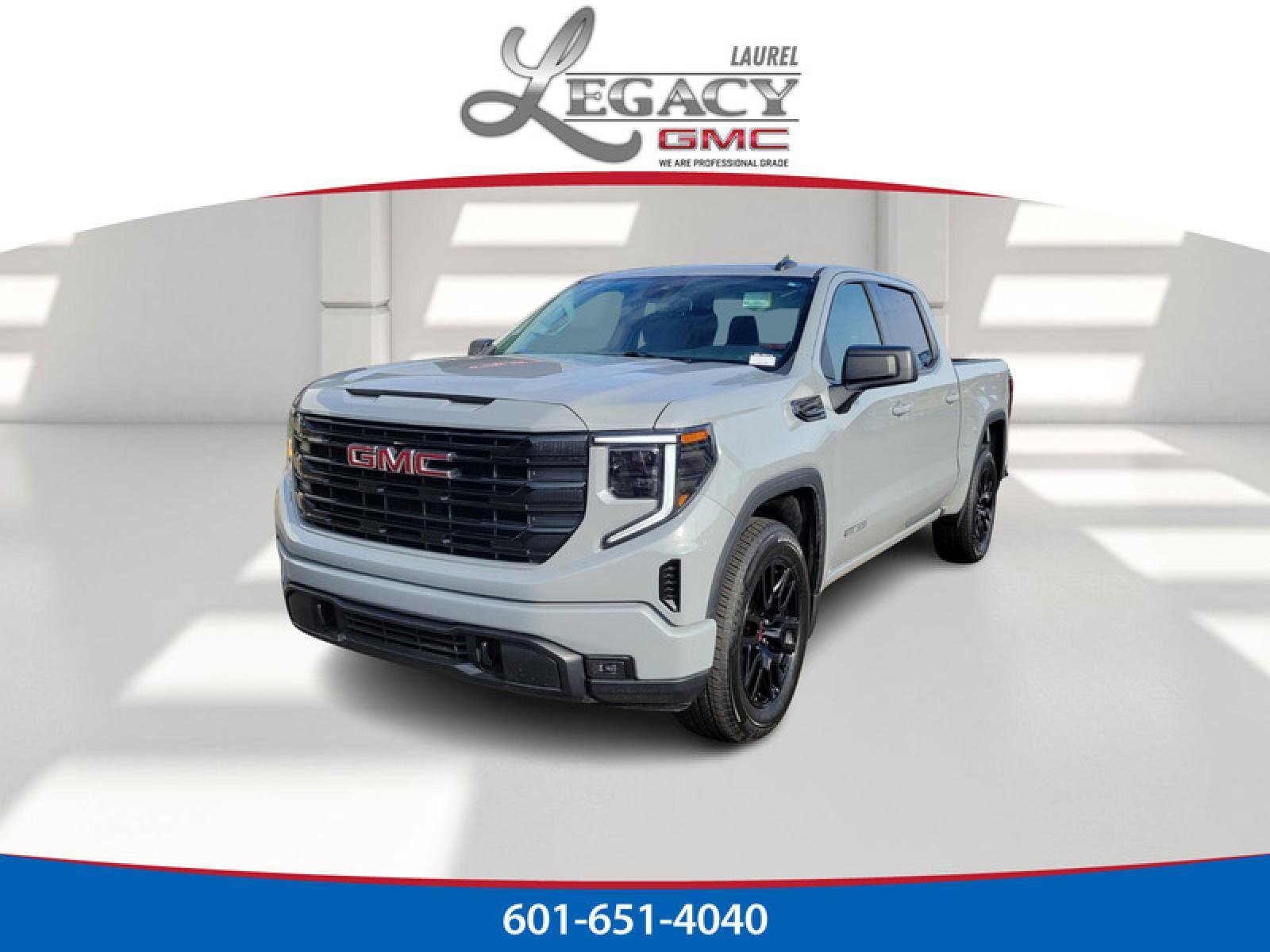 Used 2024 GMC Sierra 1500 Elevation image 1