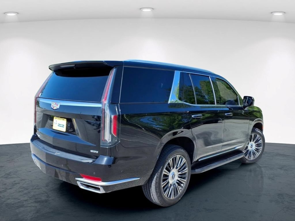 Used 2021 Cadillac Escalade Premium Luxury AWD/4WD image 8