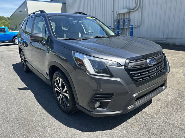 Used 2022 Subaru Forester Limited AWD/4WD image 11