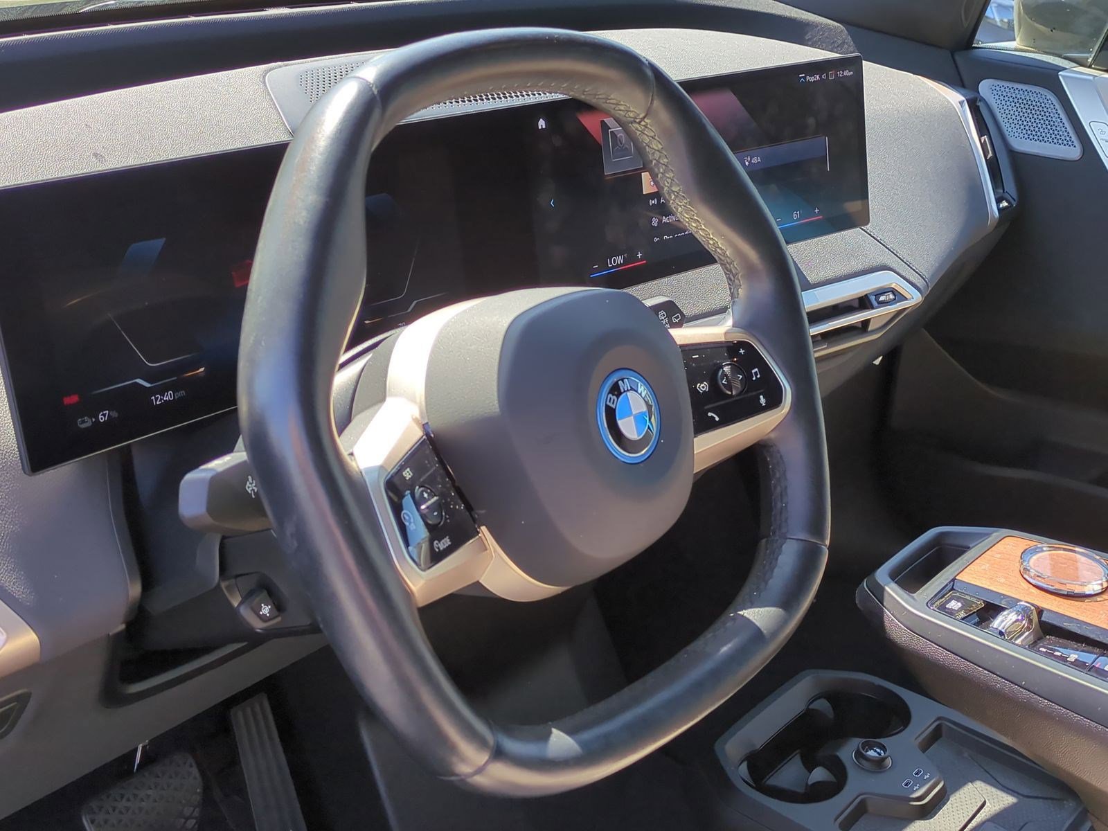 Certified 2023 BMW iX M60 w/ Executive Package image 18