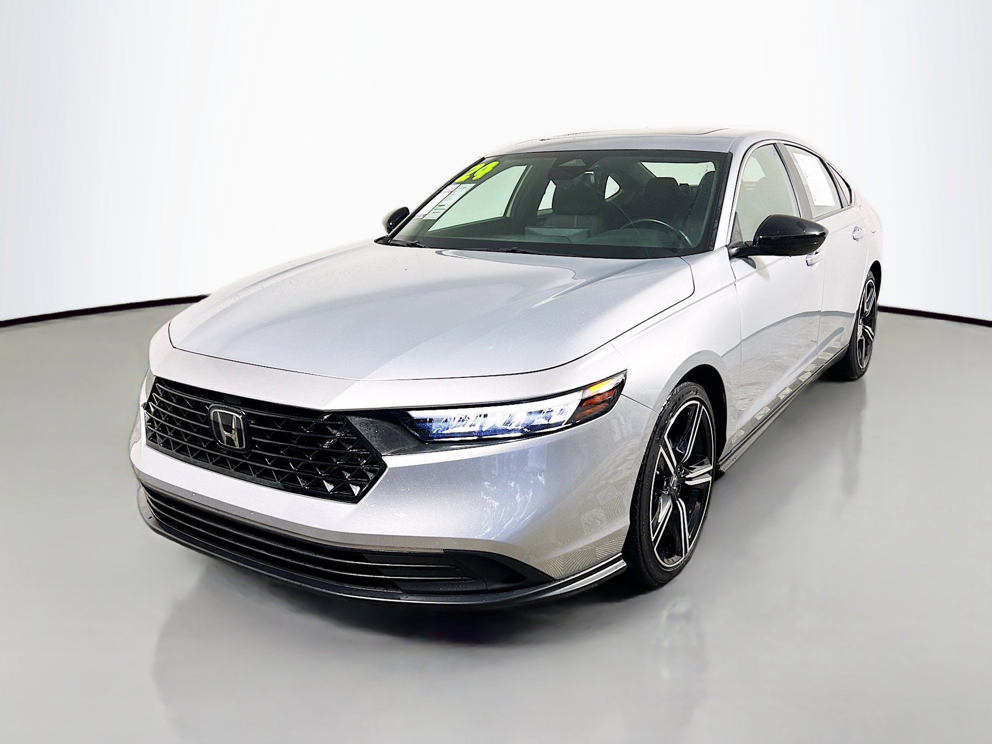 Used 2024 Honda Accord Sport image 10