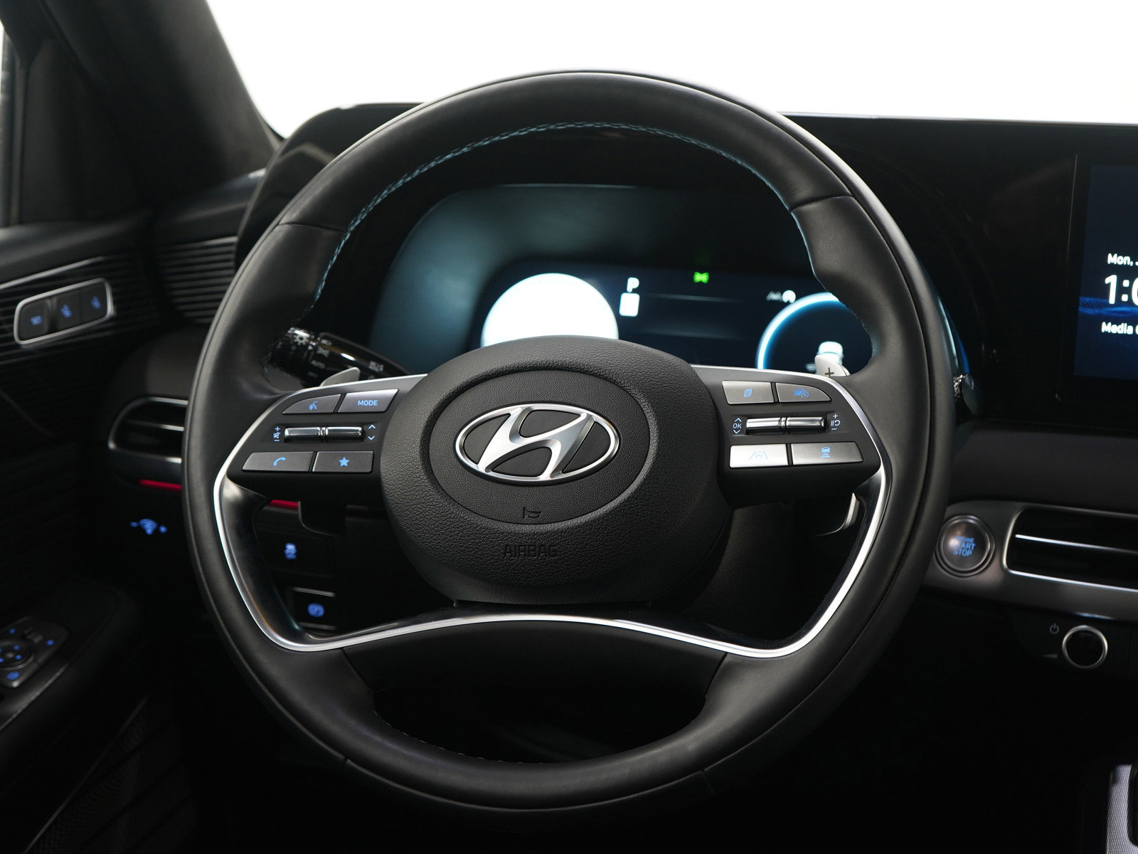 Used 2025 Hyundai Palisade Calligraphy image 20