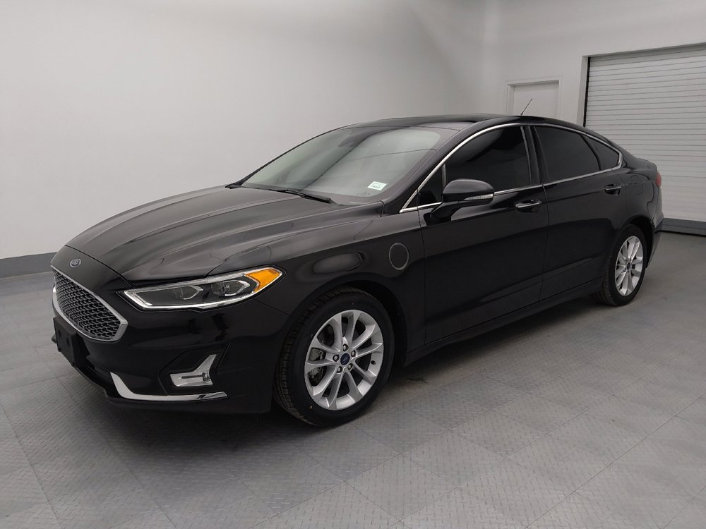 Used 2020 Ford Fusion Energi Titanium image 2
