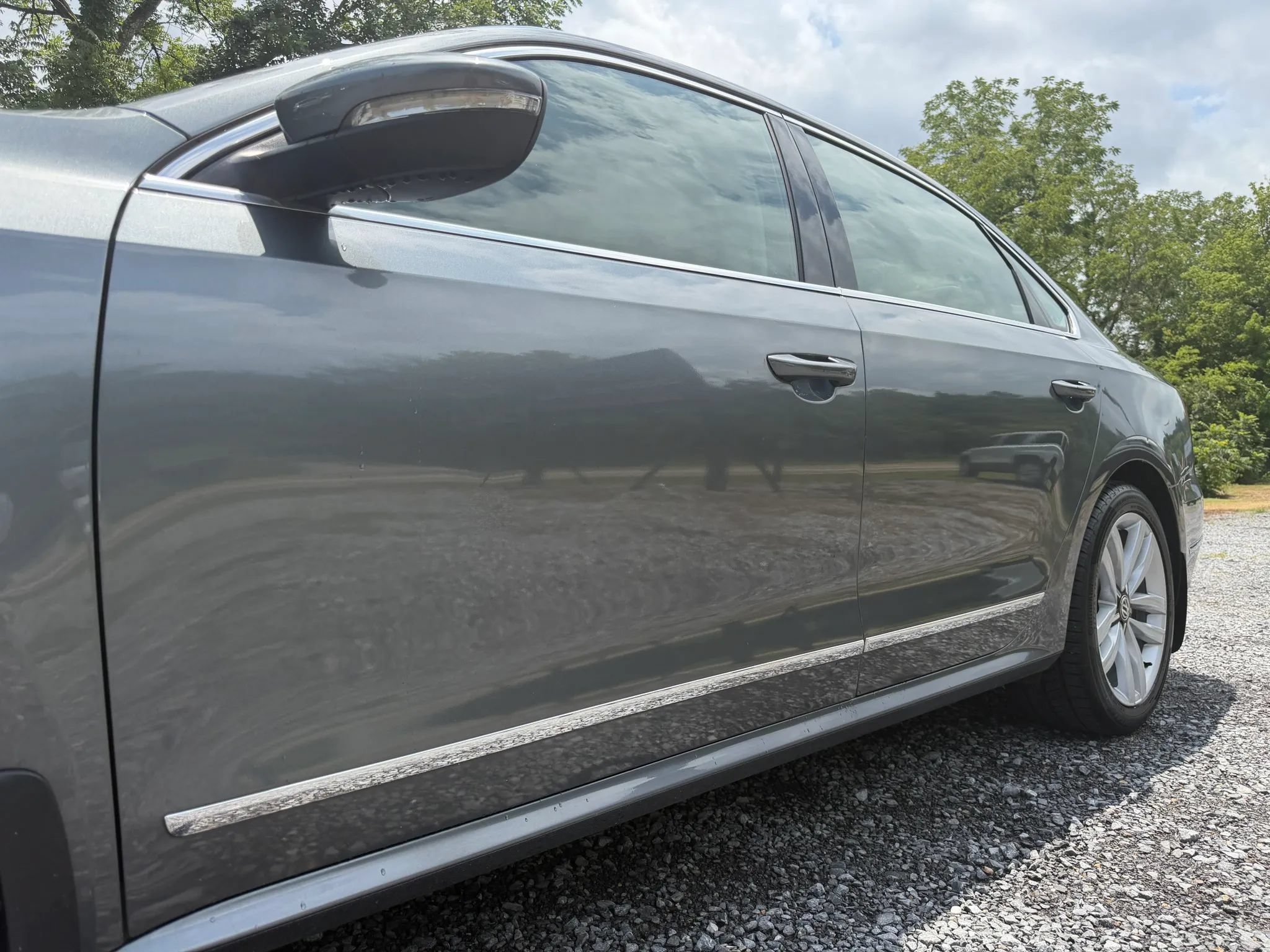 Used 2016 Volkswagen Passat 3.6 SEL Premium FWD image 10