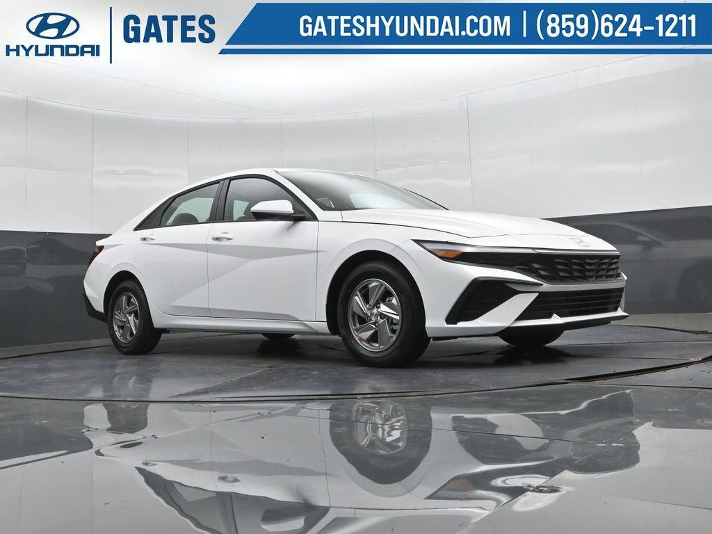 New 2026 Hyundai Elantra SE FWD image 35