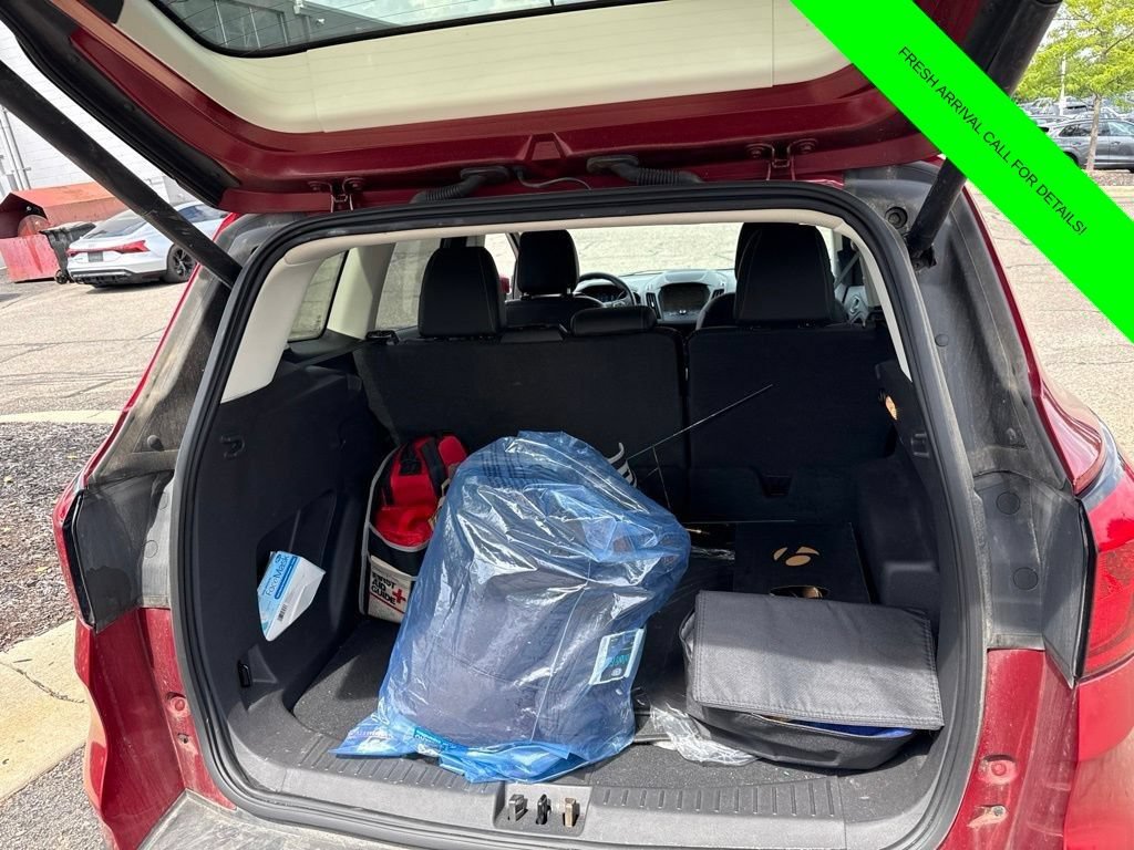 Used 2019 Ford Escape SEL AWD/4WD image 17
