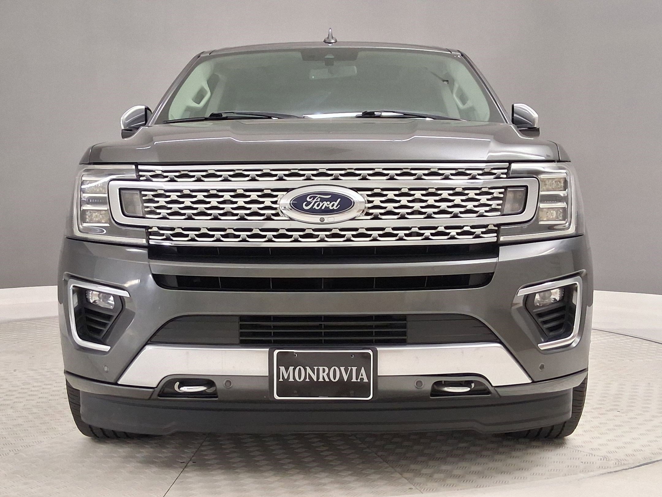 Used 2018 Ford Expedition Platinum AWD/4WD image 4