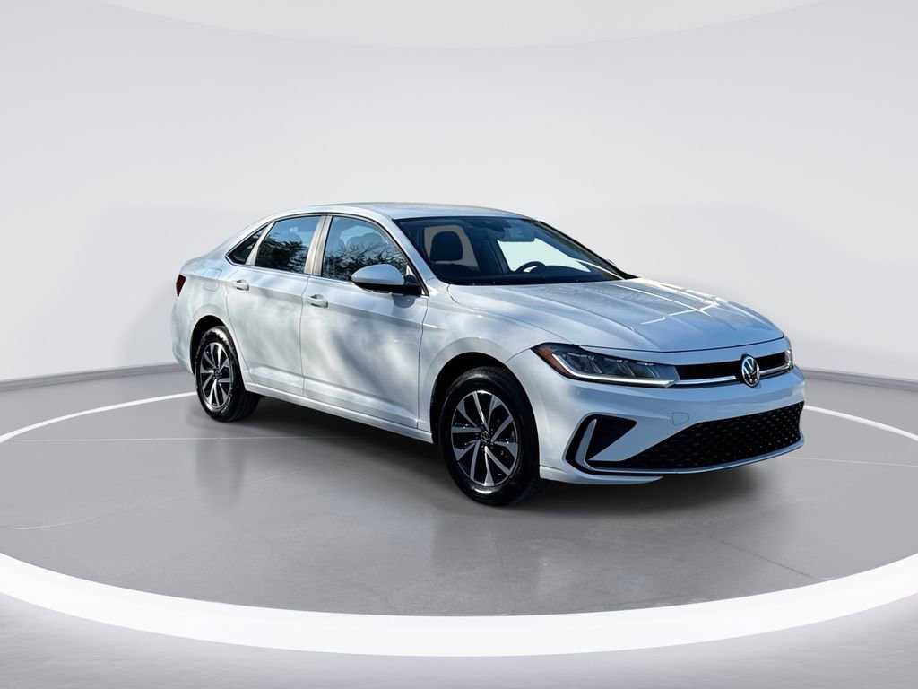 Used 2025 Volkswagen Jetta S image 2