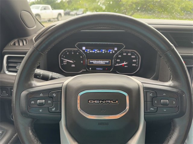 Used 2021 GMC Yukon XL Denali w/ Denali Premium Package image 27