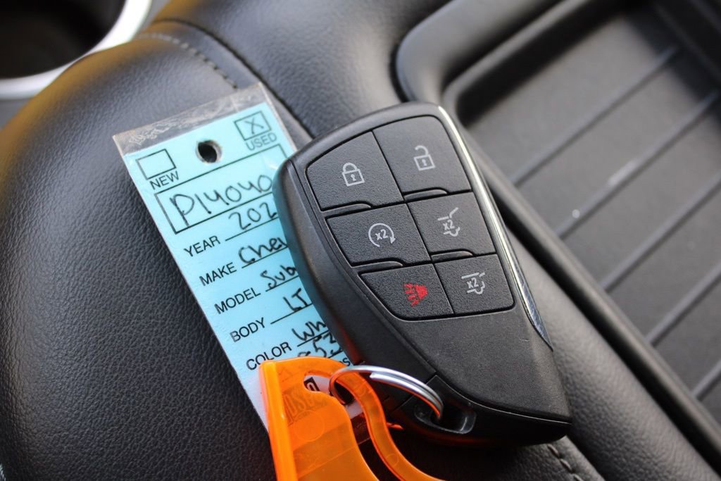 Used 2021 Chevrolet Suburban LT image 36