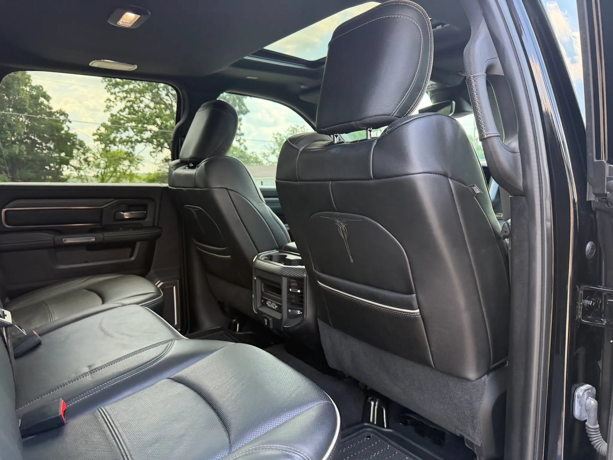 Used 2020 RAM 2500 Limited AWD/4WD image 50