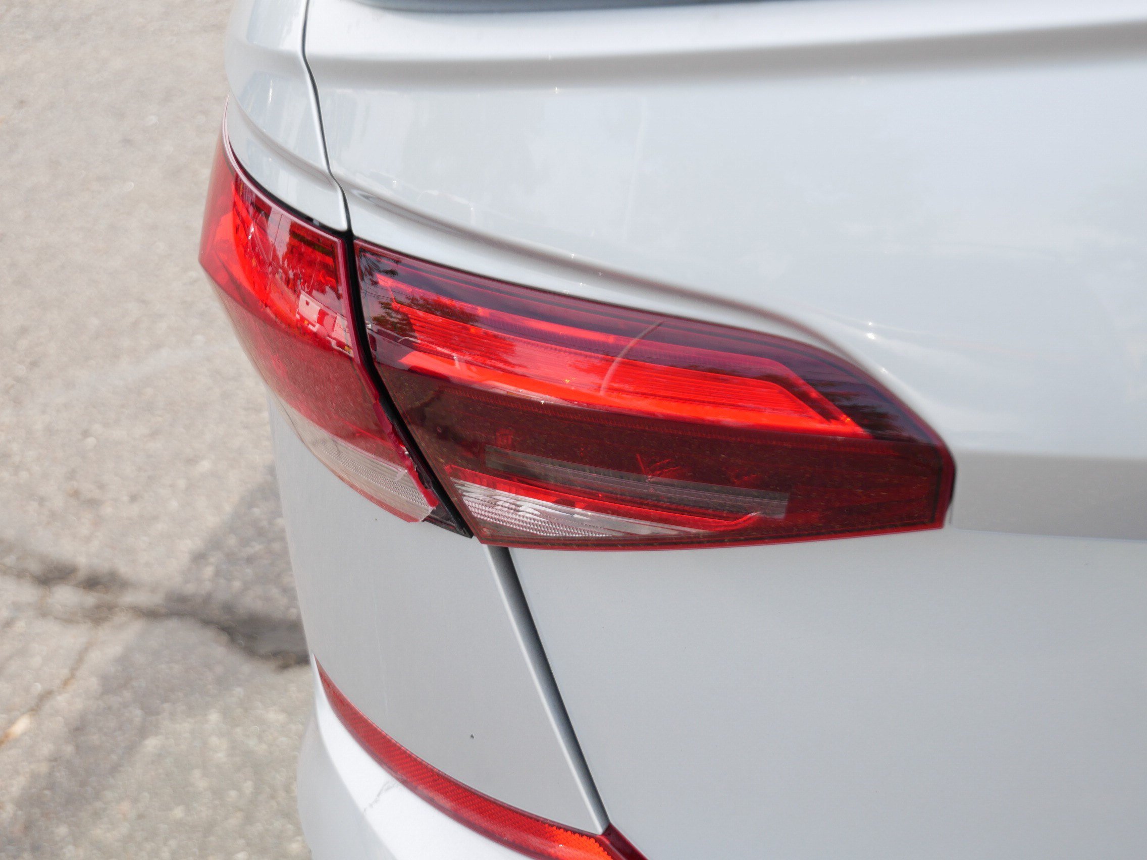 Certified 2020 Volkswagen Passat 2.0T R-Line FWD image 17