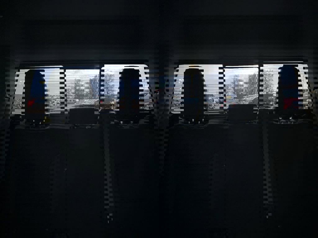 New 2026 GMC Sierra 1500 SLE w/ Preferred Package image 40