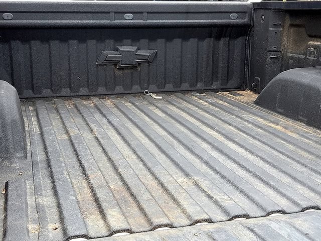 Used 2023 Chevrolet Silverado 1500 LT Trail Boss w/ Convenience Package II AWD/4WD image 11