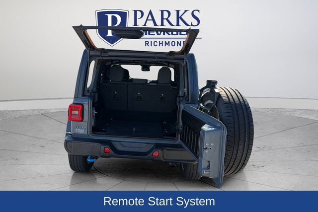 Used 2024 Jeep Wrangler Unlimited w/ Convenience Group AWD/4WD image 20