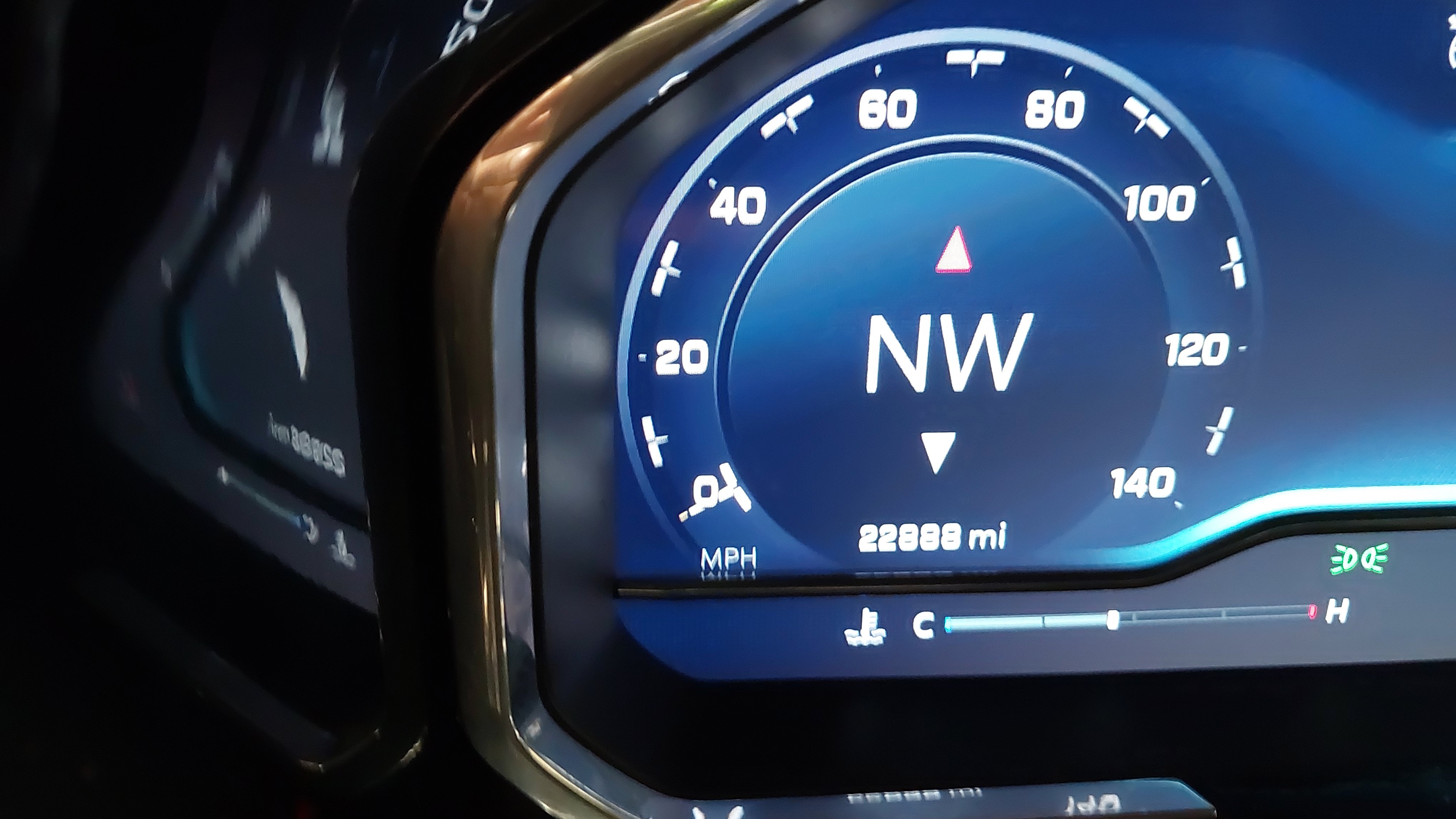 Used 2024 Chevrolet Silverado 1500 LT AWD/4WD image 19