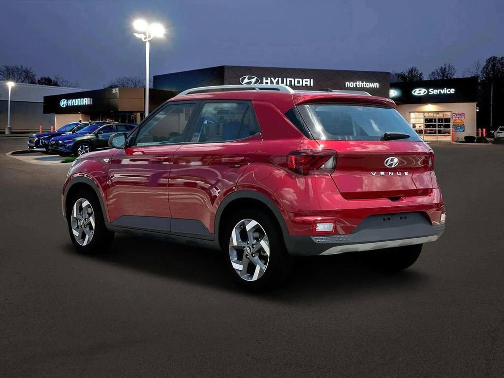 New 2025 Hyundai Venue Limited image 5