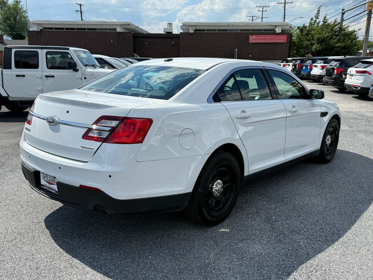 Used 2018 Ford Taurus Police Interceptor w/ Ready For The Road Package FWD image 28