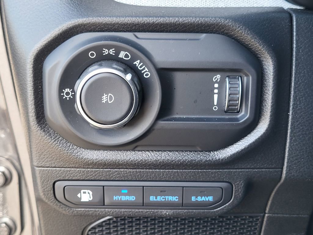 Used 2024 Jeep Wrangler Willys 4xe image 30