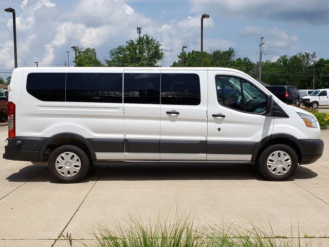 Used 2015 Ford Transit 350 XLT RWD image 7