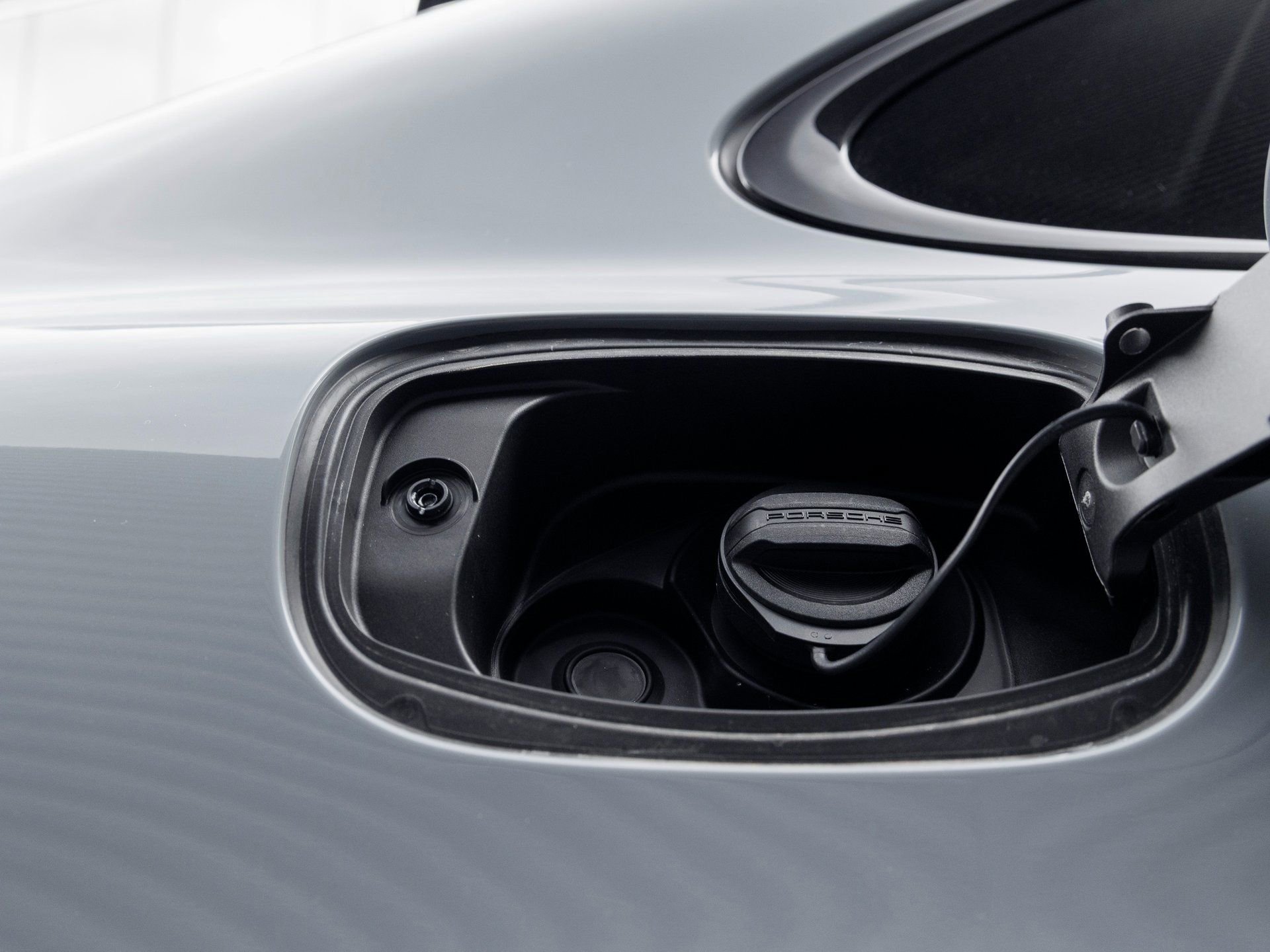 New 2026 Porsche Cayenne S image 32
