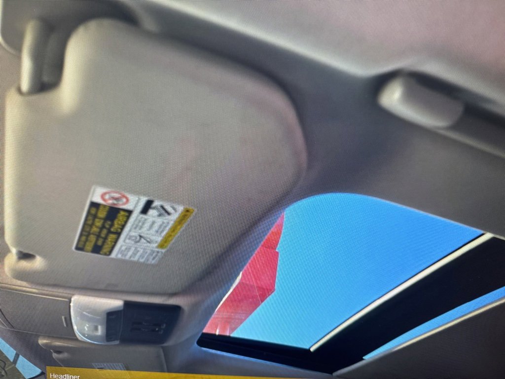 Used 2024 Mitsubishi Outlander SEL image 18