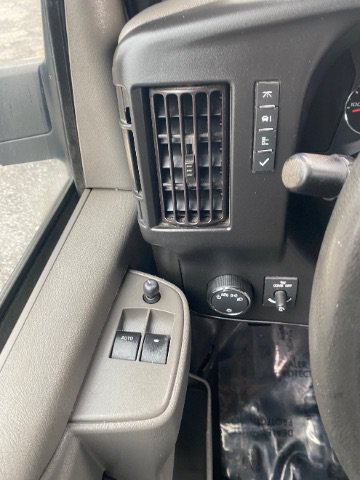 Used 2023 Chevrolet Express 2500 RWD image 17