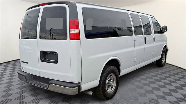 Used 2021 Chevrolet Express 3500 LT w/ LT Preferred Equipment Group image 8