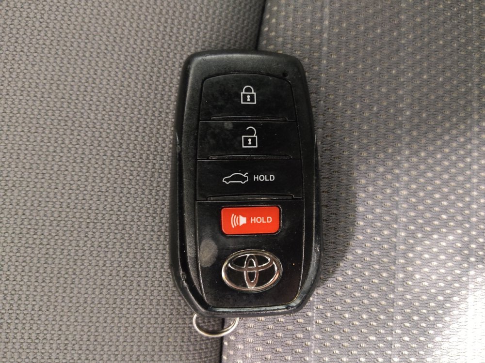 Used 2024 Toyota Corolla SE FWD image 32