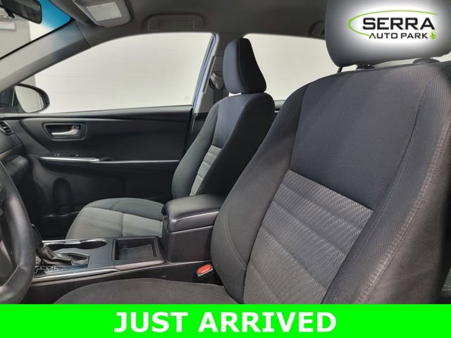 Used 2016 Toyota Camry LE FWD image 11