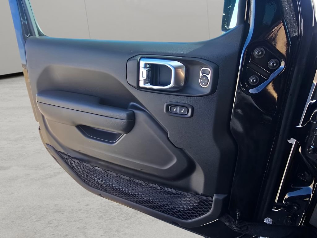 Used 2025 Jeep Wrangler Unlimited Sport S 4xe AWD/4WD image 27