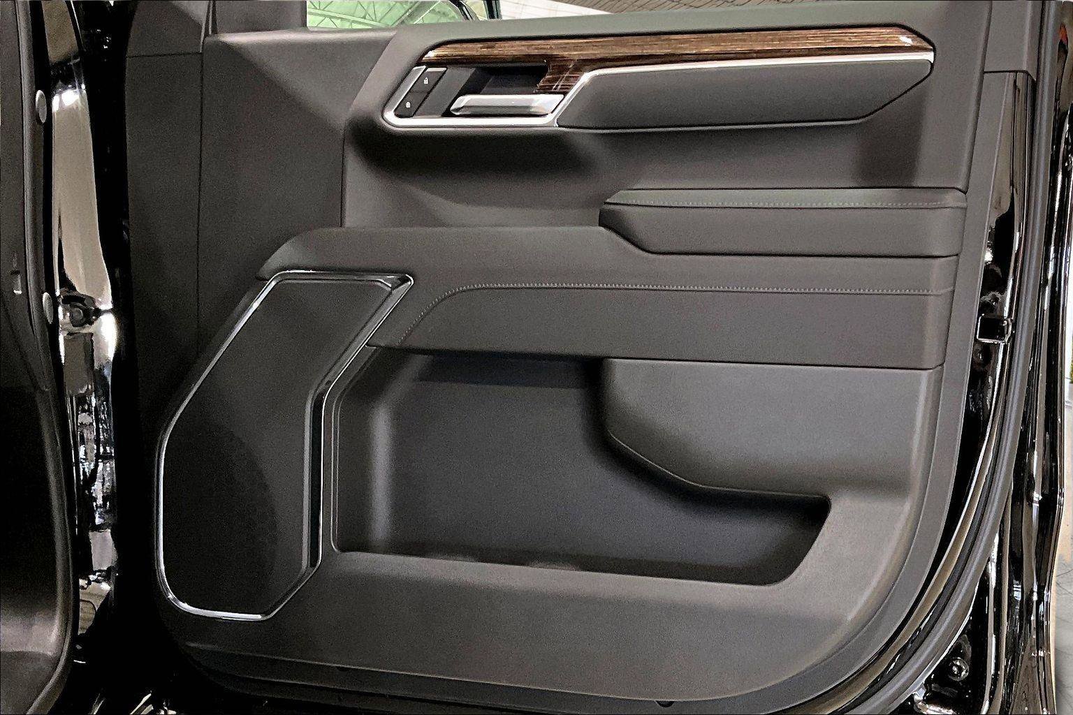 New 2026 GMC Sierra 1500 Elevation image 14